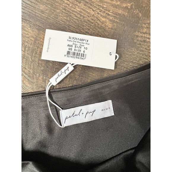 Petal and Pup Nadia One Shoulder Maxi Dress - Black US 6 Holiday Wedding NWT - Picture 5 of 8